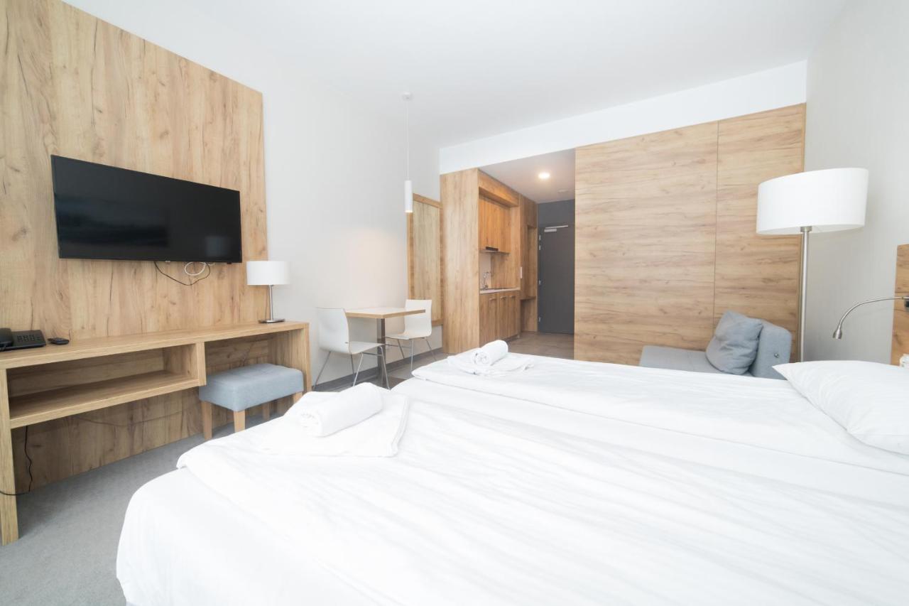 Ms-Apart Apartamenty Przy Stoku Mountain View - Czarna Gora 西恩纳 外观 照片