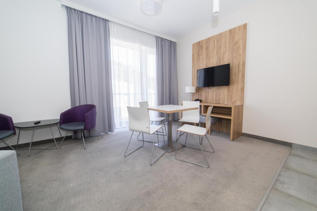 Ms-Apart Apartamenty Przy Stoku Mountain View - Czarna Gora 西恩纳 外观 照片